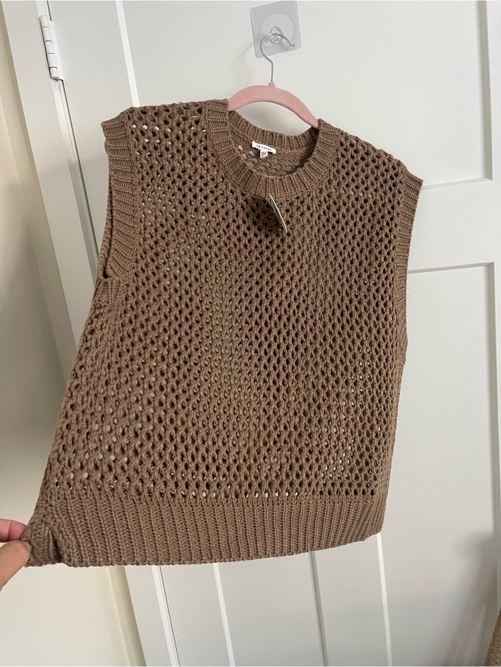 En Creme Brown Crochet Knit Sleeveless Sweater Vest